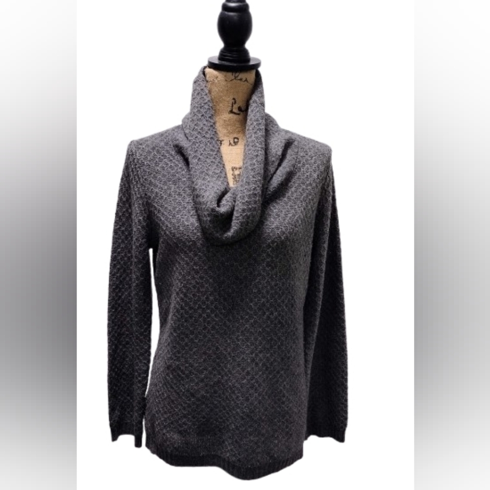 Merona Gray Textured Cowl Neck Sweater – Size M